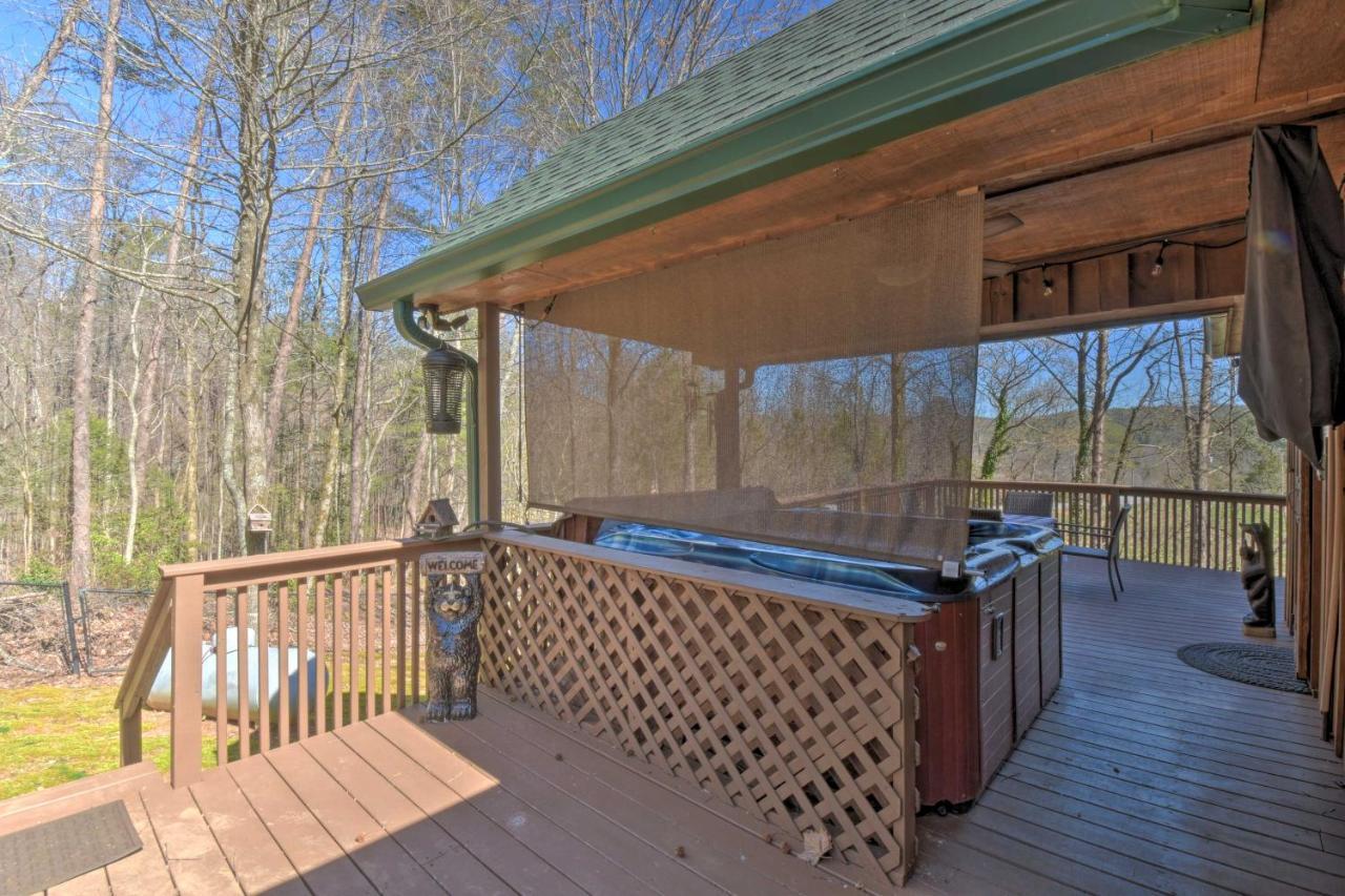 Helen Cabin With Deck And Hot Tub Less Than Half Mi To Main St Exteriér fotografie